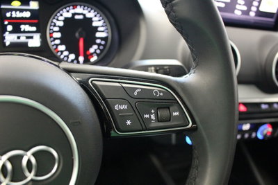 Audi Q2 Q2 30 TDI S tronic Business (12)