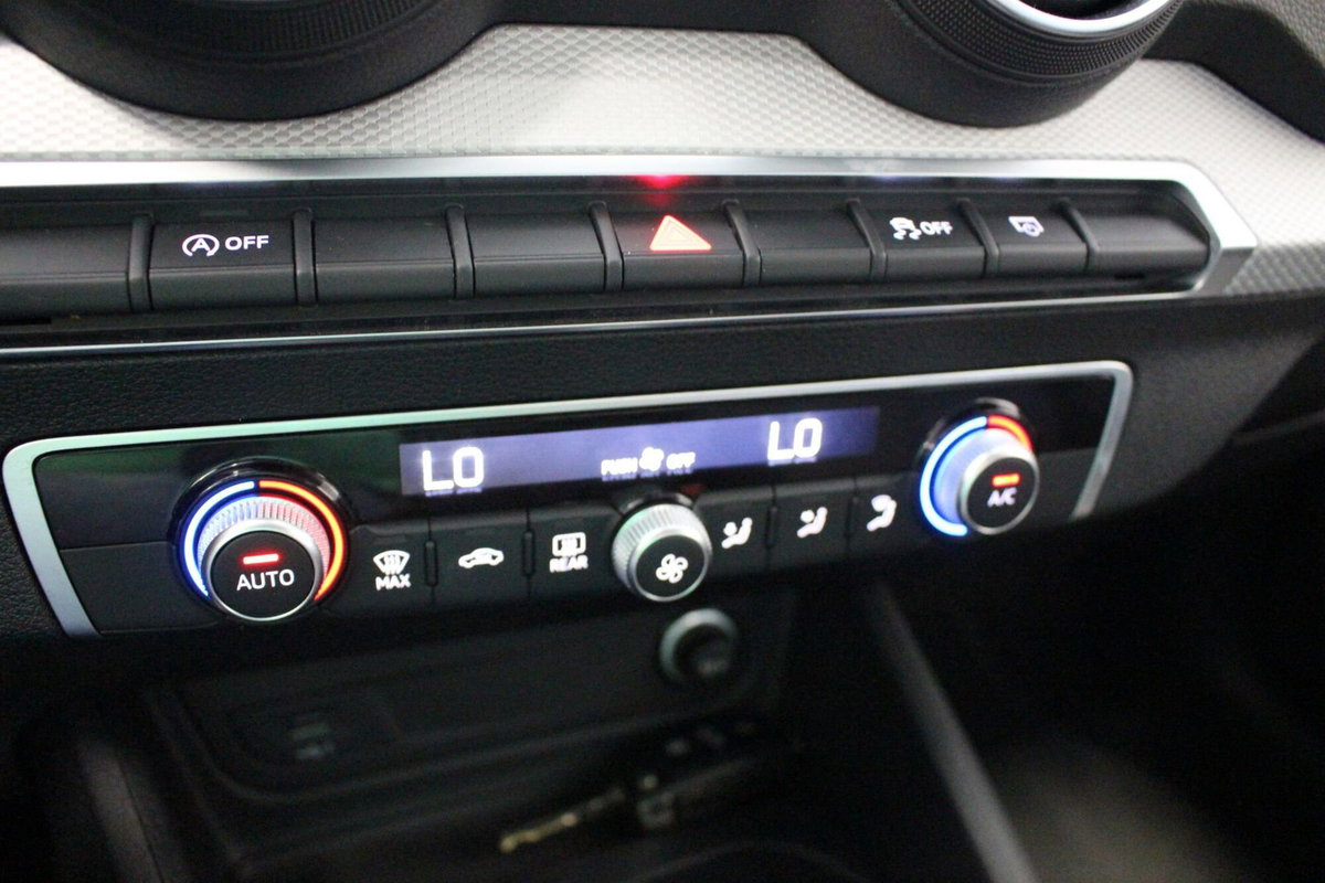 Audi Q2 Q2 30 TDI S tronic Business (16)