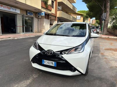 Toyota Aygo 1.0 VVT-i 69 CV 5 porte x-play usata