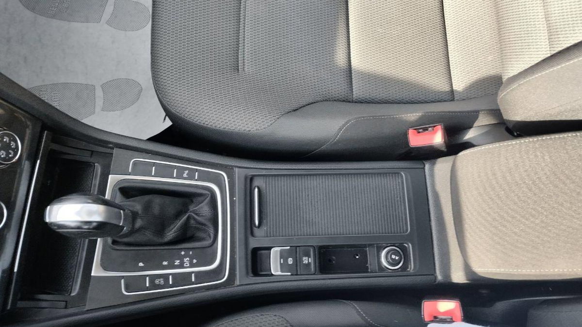 Volkswagen Golf Variant 1.6 TDI 110 CV DSG Highline BMT (17)
