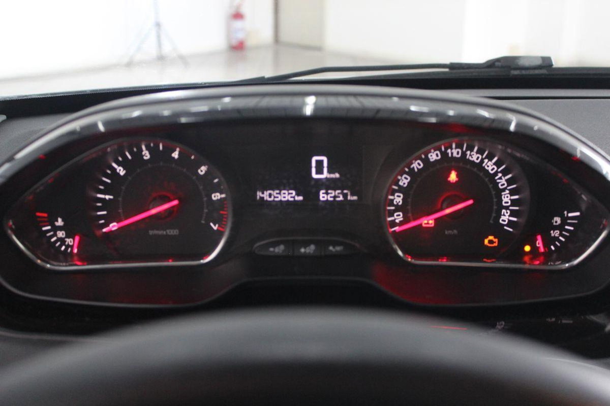 Peugeot 208 VTi 82 CV 5 porte Active (10)