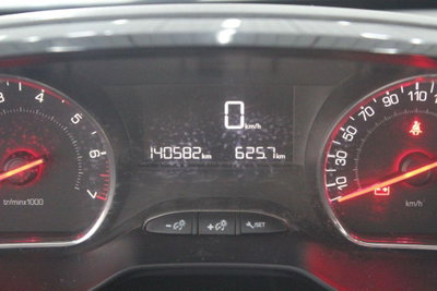 Peugeot 208 VTi 82 CV 5 porte Active (11)