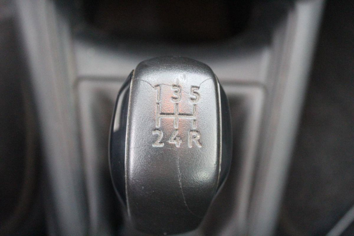 Peugeot 208 VTi 82 CV 5 porte Active (16)