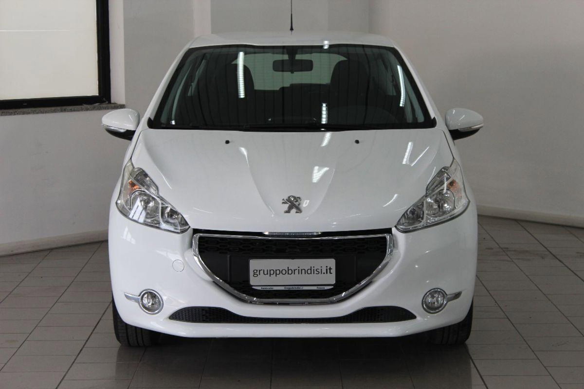 Peugeot 208 VTi 82 CV 5 porte Active (2)