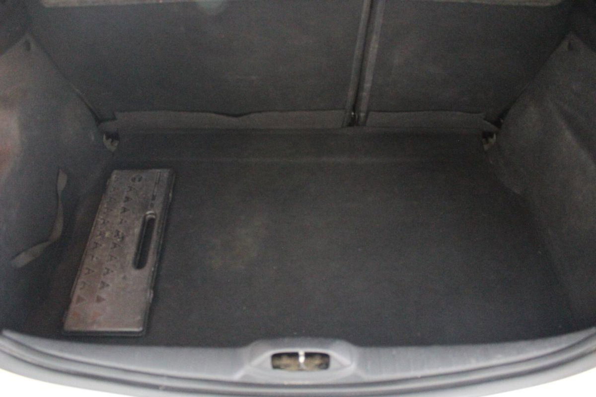 Peugeot 208 VTi 82 CV 5 porte Active (20)