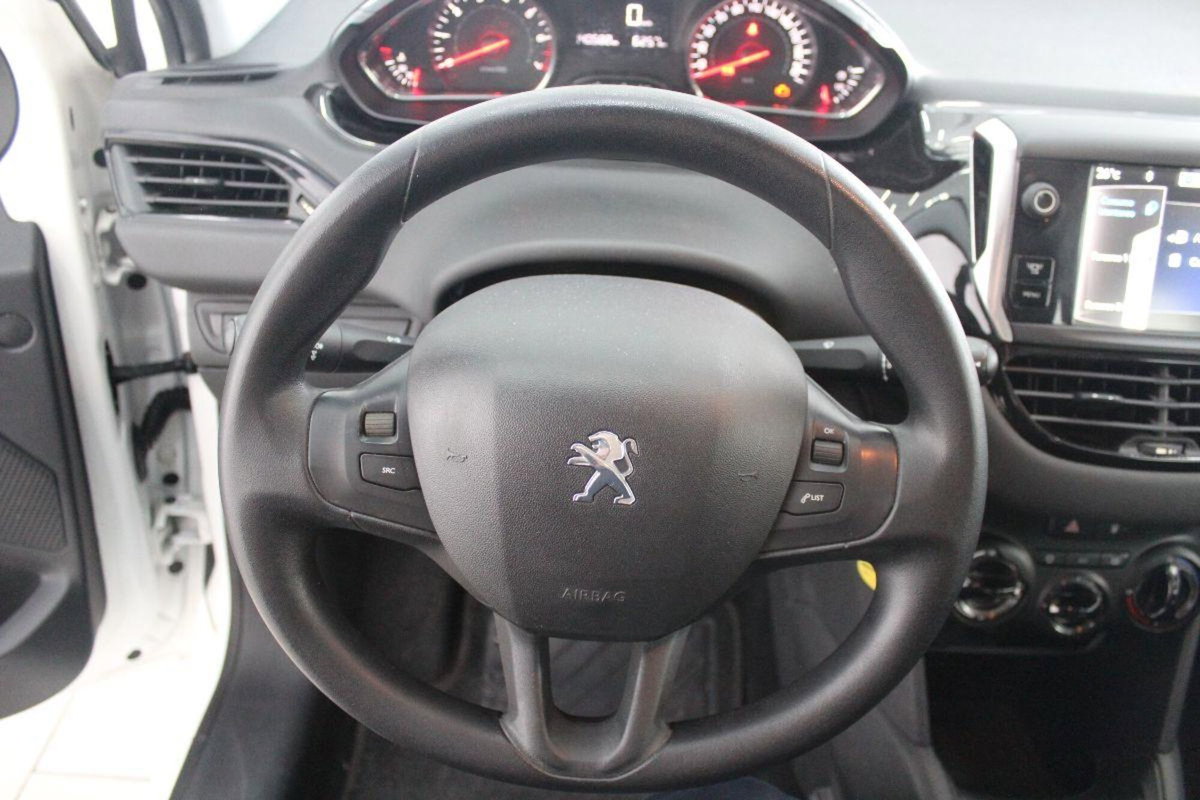 Peugeot 208 VTi 82 CV 5 porte Active (8)