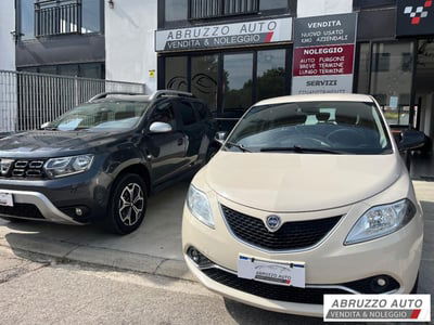Lancia Ypsilon 1.2 69 CV 5 porte GPL Ecochic Silver usata