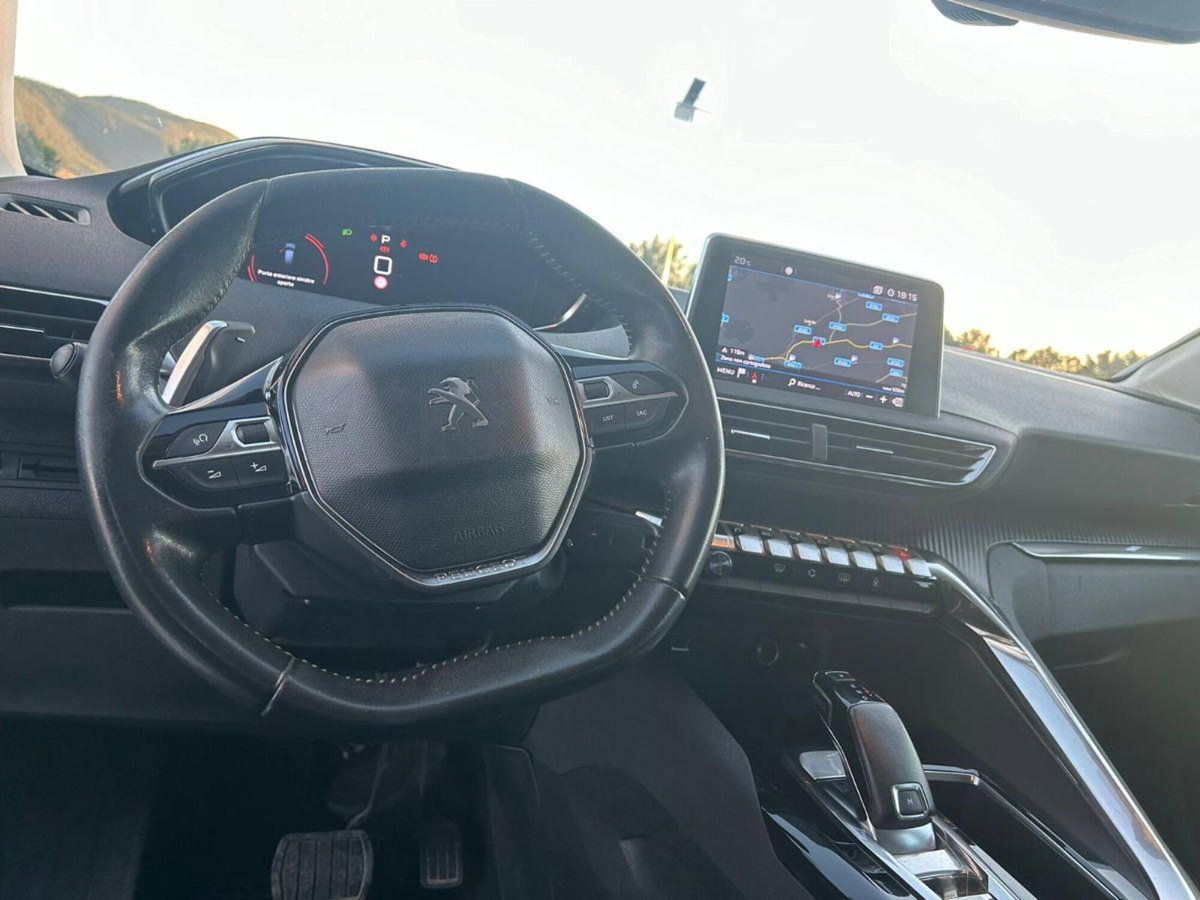 Peugeot 3008 BlueHDi 130 S&S EAT8 Active Business (10)