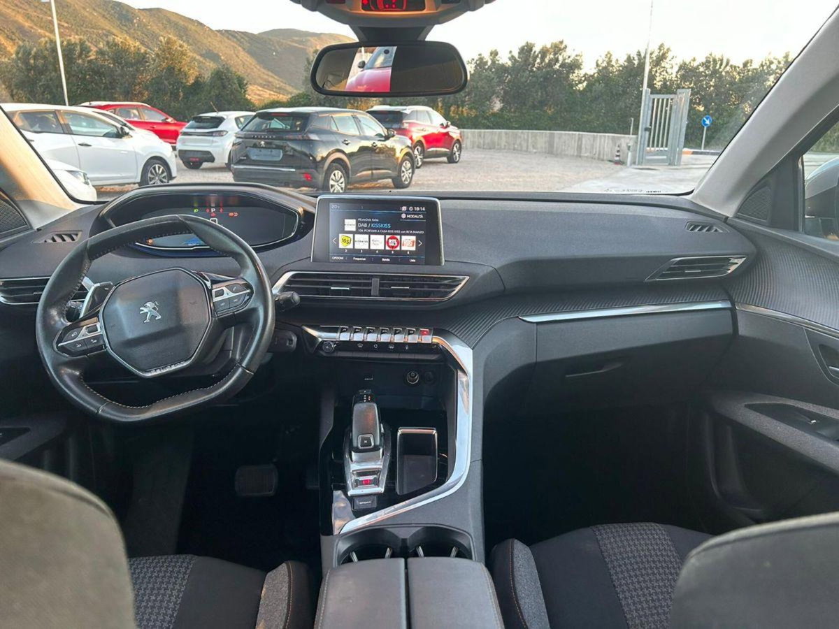 Peugeot 3008 BlueHDi 130 S&S EAT8 Active Business (7)
