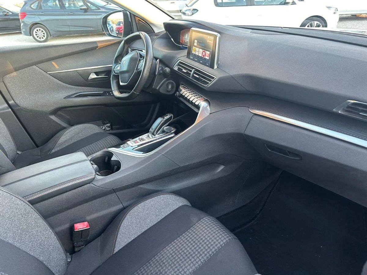 Peugeot 3008 BlueHDi 130 S&S EAT8 Active Business (8)