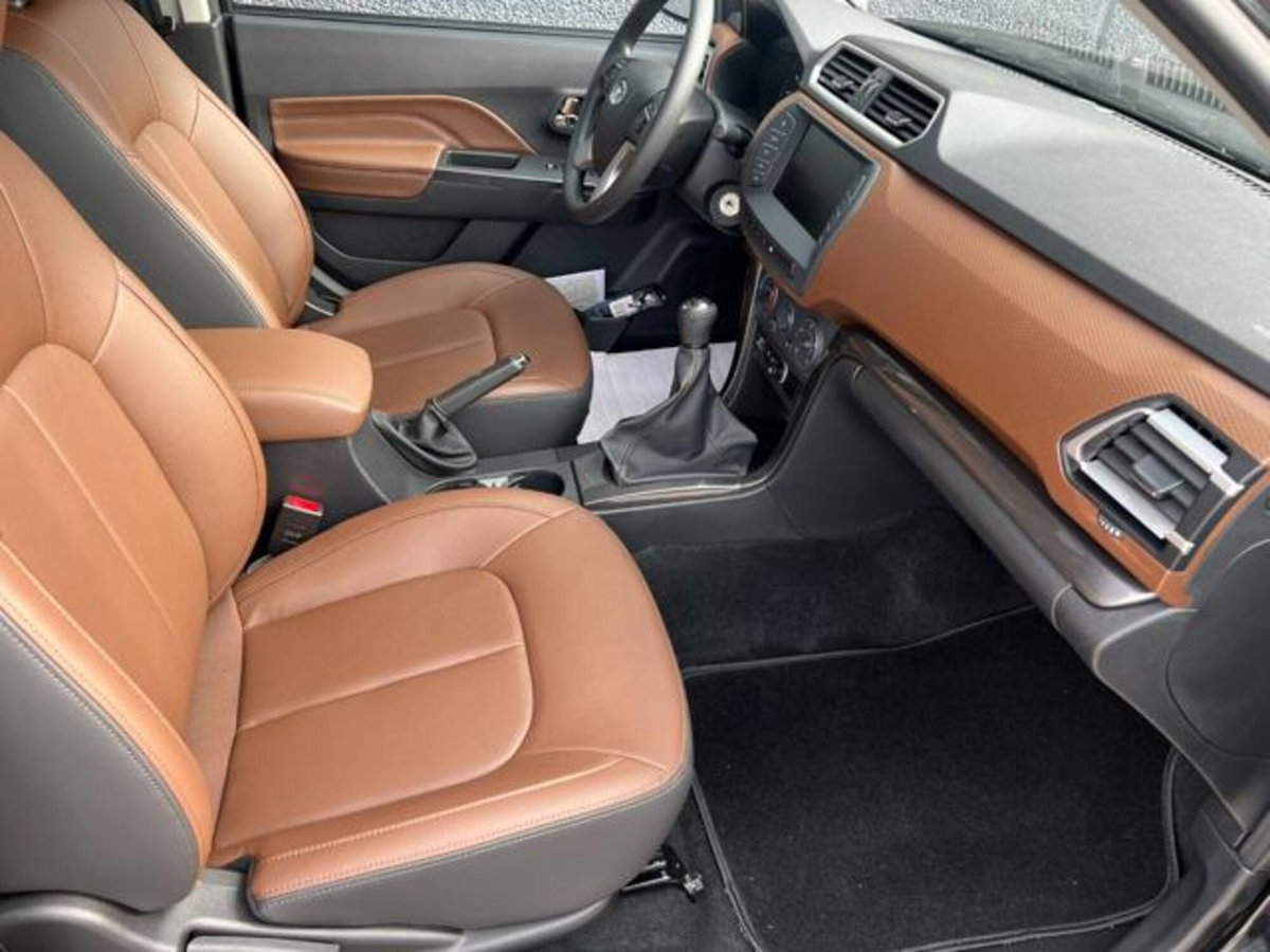 Great Wall Steed Pick-up Steed 6 2.4 Ecodual 4WD Premium (20)