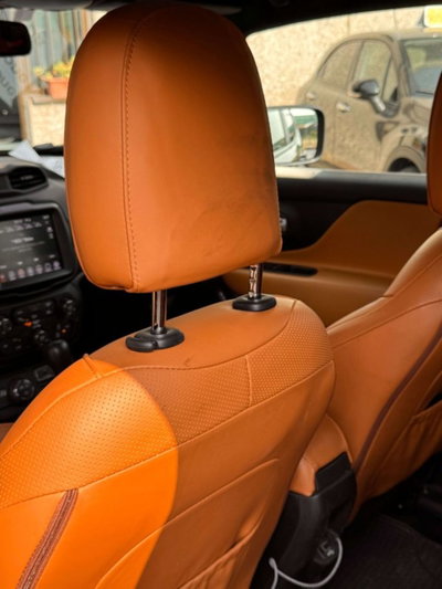 Jeep Renegade 1.3 t4 phev Trailhawk 4xe at6 (6)