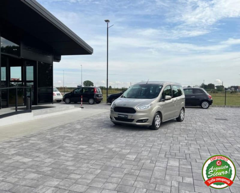 Ford Tourneo Courier 1.5 TDCI 75 CV Plus