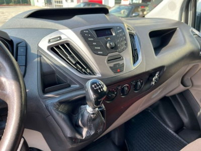 Ford Tourneo Custom 310 2.0 TDCi 130CV PC Trend (15)