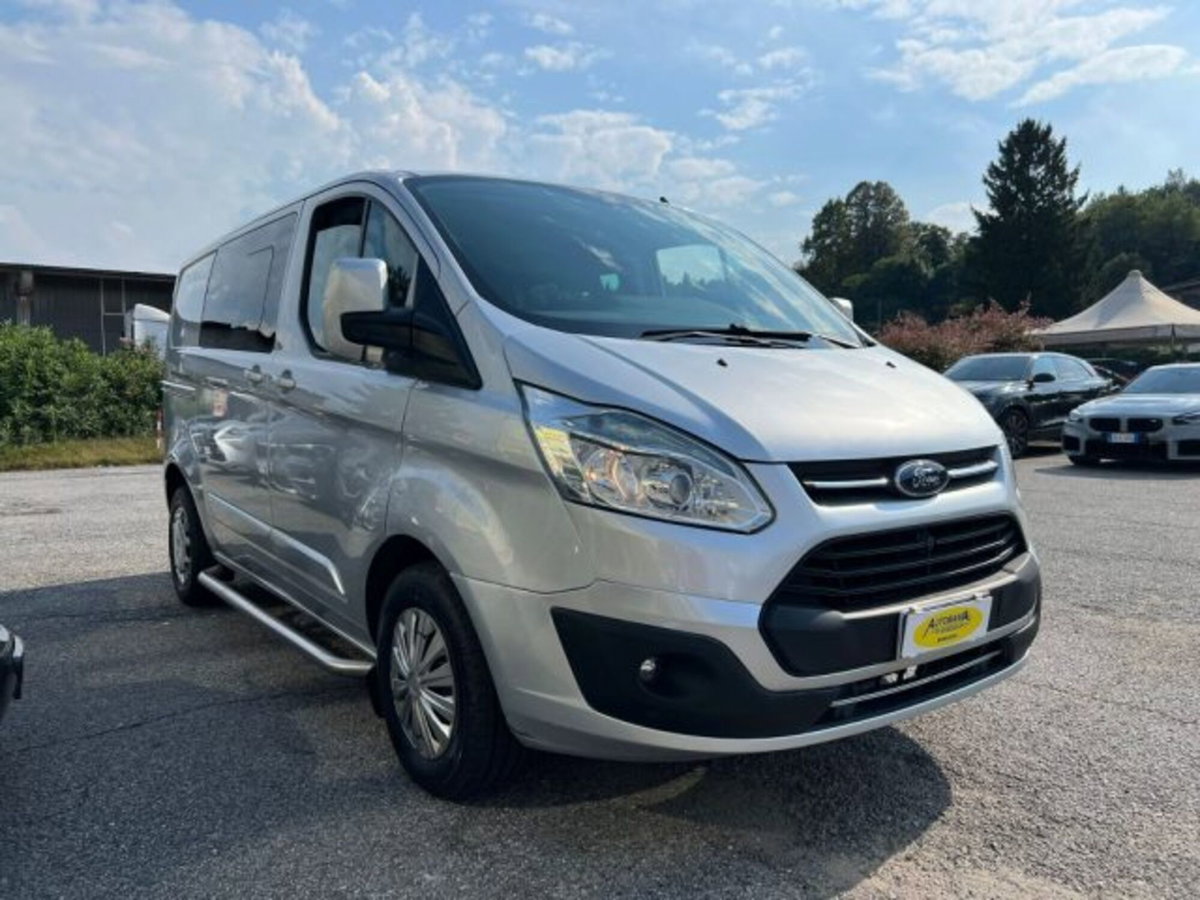 Ford Tourneo Custom 310 2.0 TDCi 130CV PC Trend (4)