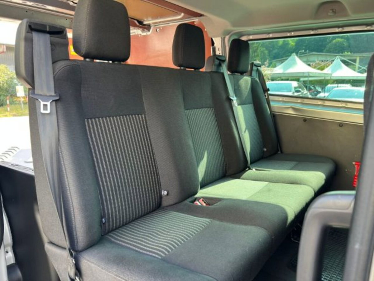 Ford Tourneo Custom 310 2.0 TDCi 130CV PC Trend (8)