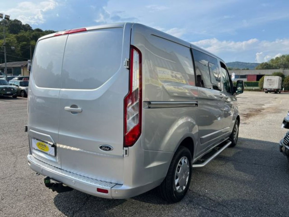 Ford Tourneo Custom 310 2.0 TDCi 130CV PC Trend (7)