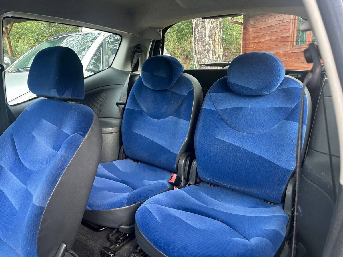 Citroen C2 1.4 HDi 70CV airdream Excite VTR (7)
