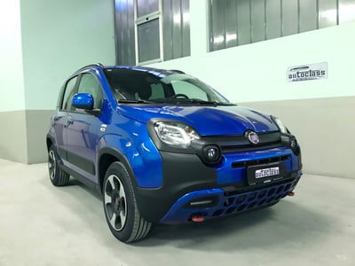 Fiat Panda 1.0 FireFly S&S Hybrid City Cross usata
