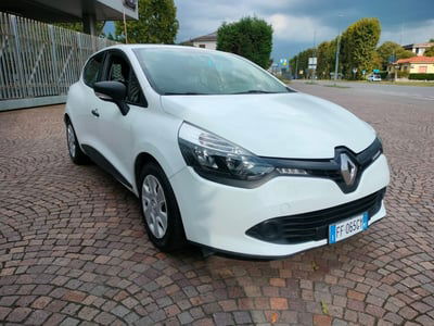 Renault Clio 1.2 75CV 5 porte Van usata