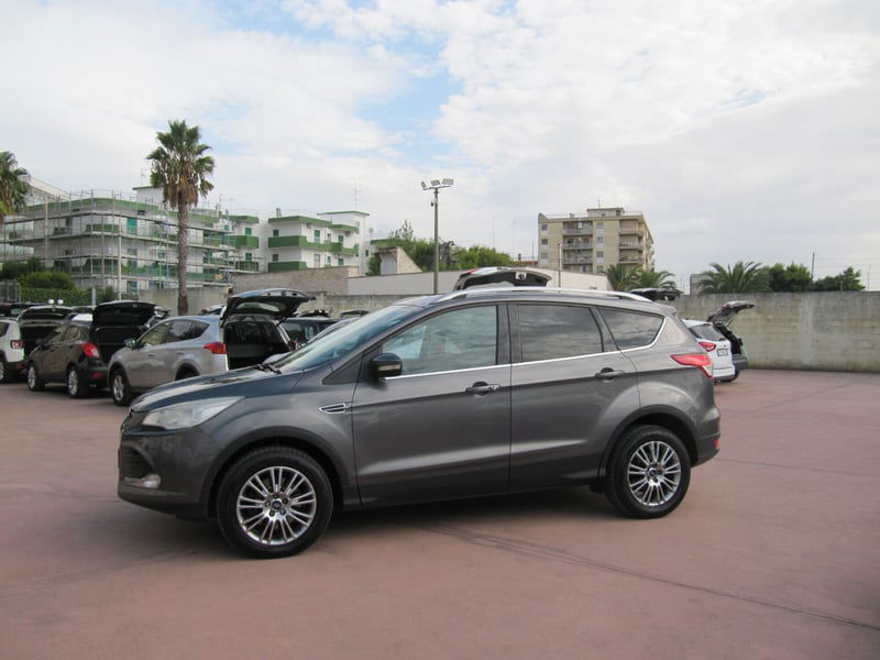 Ford Kuga 2.0 TDCI 140 CV 4WD Powershift Titanium