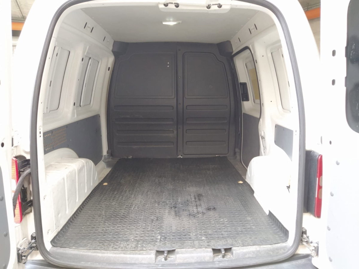 Volkswagen Veicoli Commerciali Caddy 1.6 TDI 75 CV 4p. Van (6)