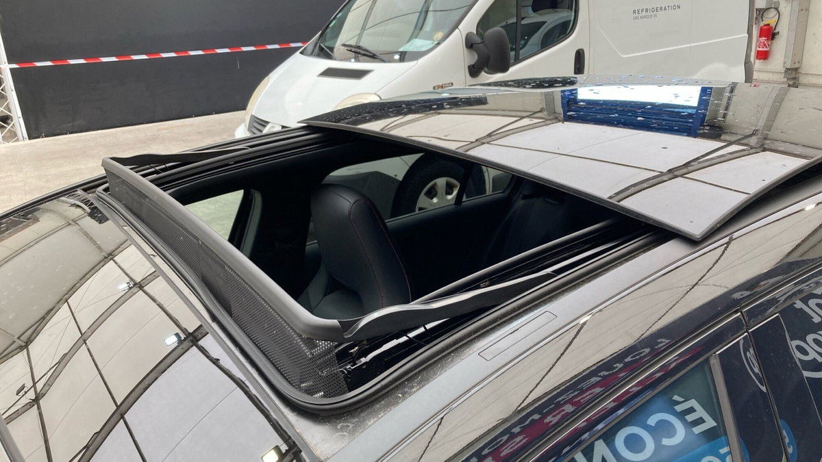 Mercedes-Benz Classe A Sedan 180 d AMG Line Advanced Plus auto (3)