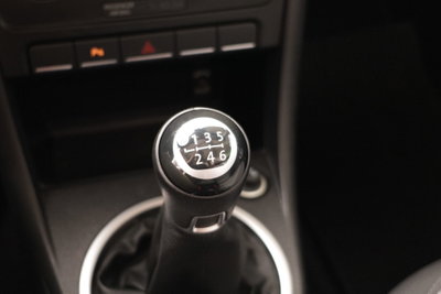 Volkswagen Maggiolino Cabrio 1.2 TSI Design (13)