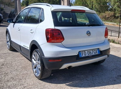 Volkswagen Polo Cross 1.4 TDI BlueMotion Technology (5)