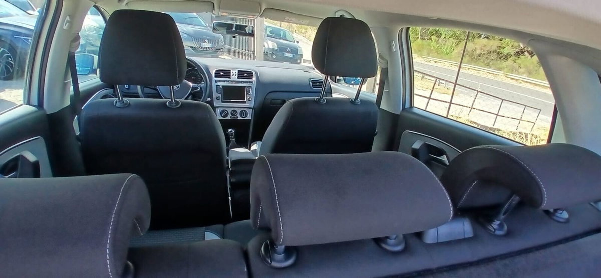 Volkswagen Polo Cross 1.4 TDI BlueMotion Technology (6)