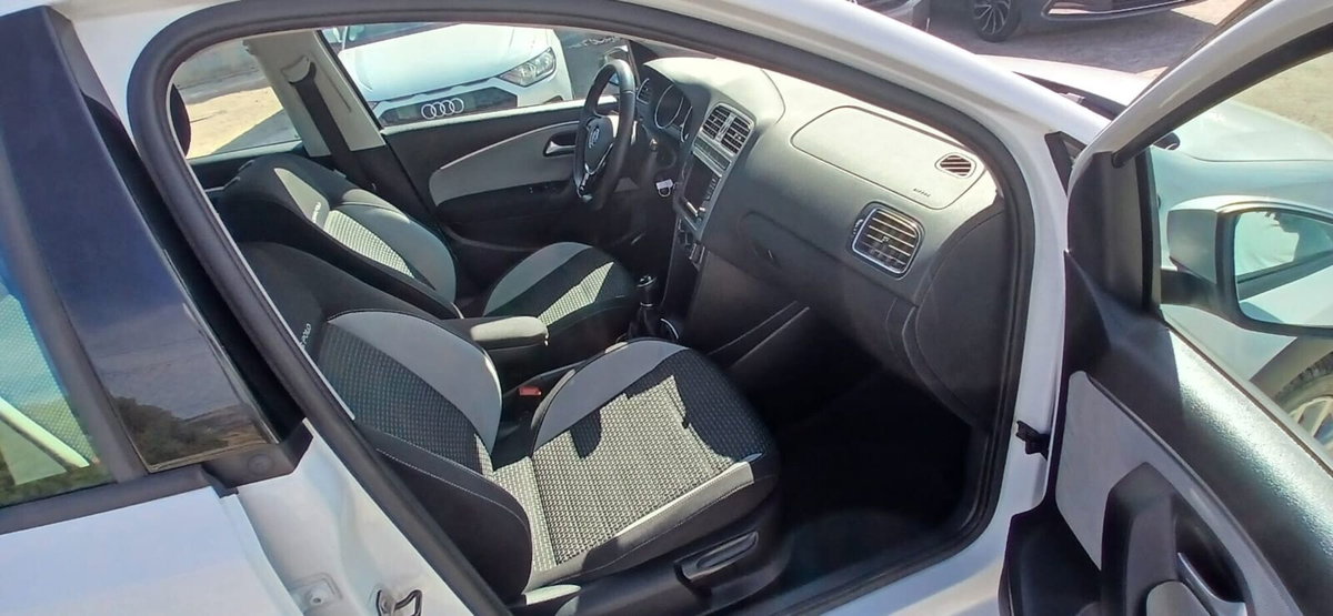 Volkswagen Polo Cross 1.4 TDI BlueMotion Technology (7)