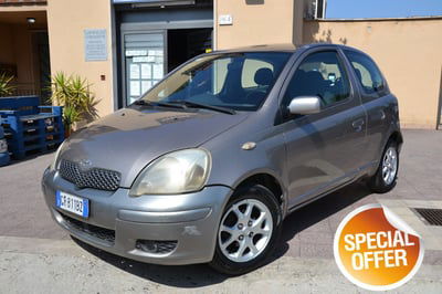 Toyota Yaris 1.3 3 porte Sol usata