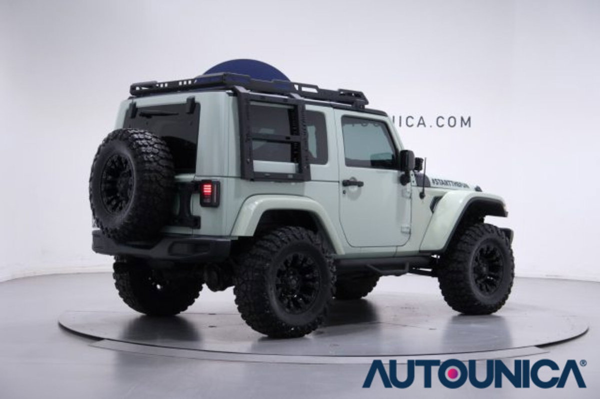 Jeep Wrangler 2.8 CRD Sahara (13)