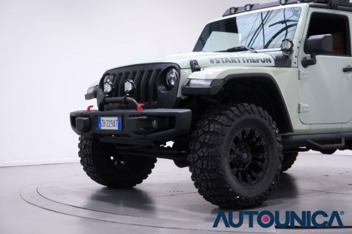 Jeep Wrangler 2.8 CRD Sahara (9)