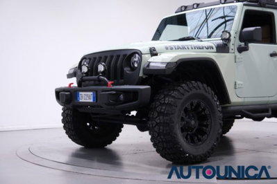 Jeep Wrangler 2.8 CRD Sahara (9)