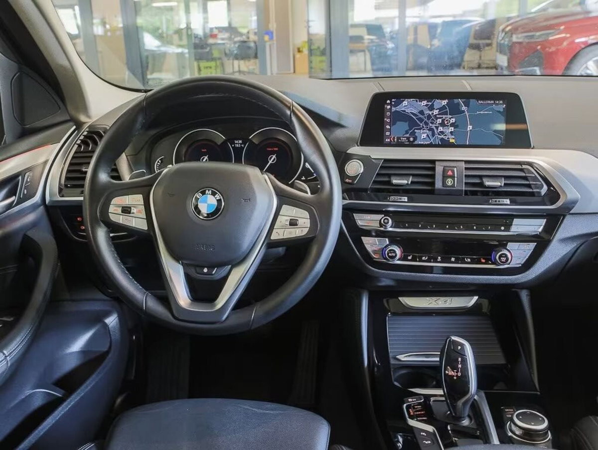 BMW X4 xDrive20i xLine (4)