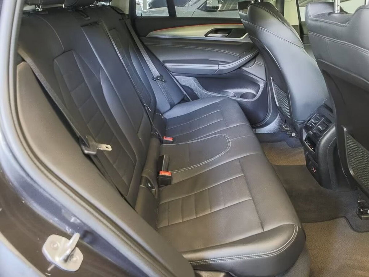 BMW X4 xDrive20i xLine (9)