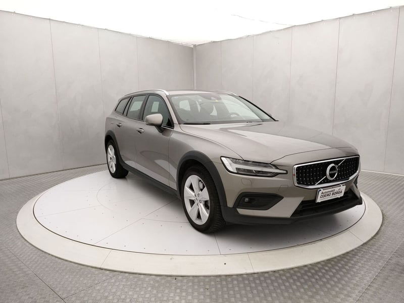 Volvo V60 Cross Country D4 AWD Geartronic Plus