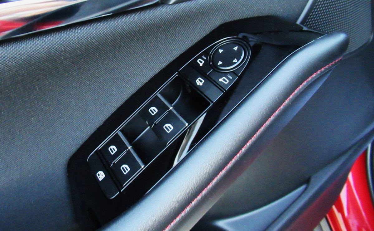 Mazda CX-30 e-Skyactiv-G M Hybrid 2WD Homura (14)