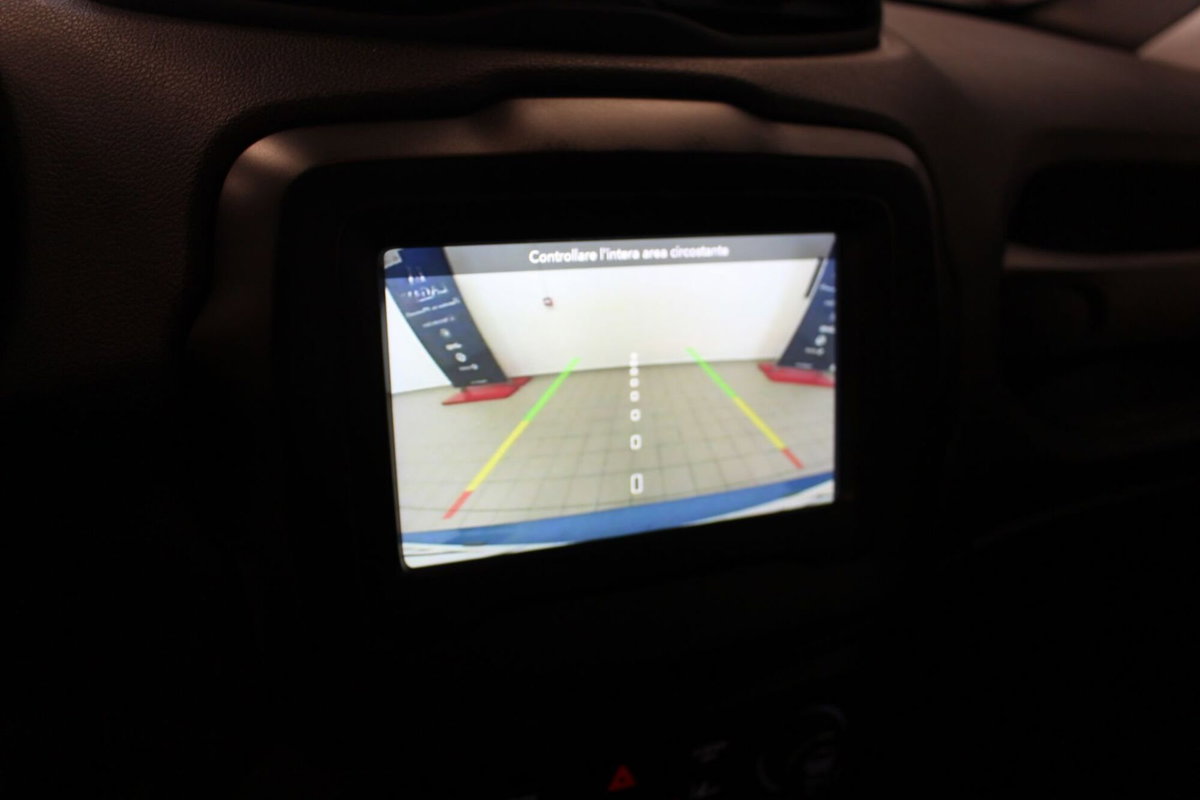 Jeep Renegade 1.6 Mjt 130 CV Limited (15)