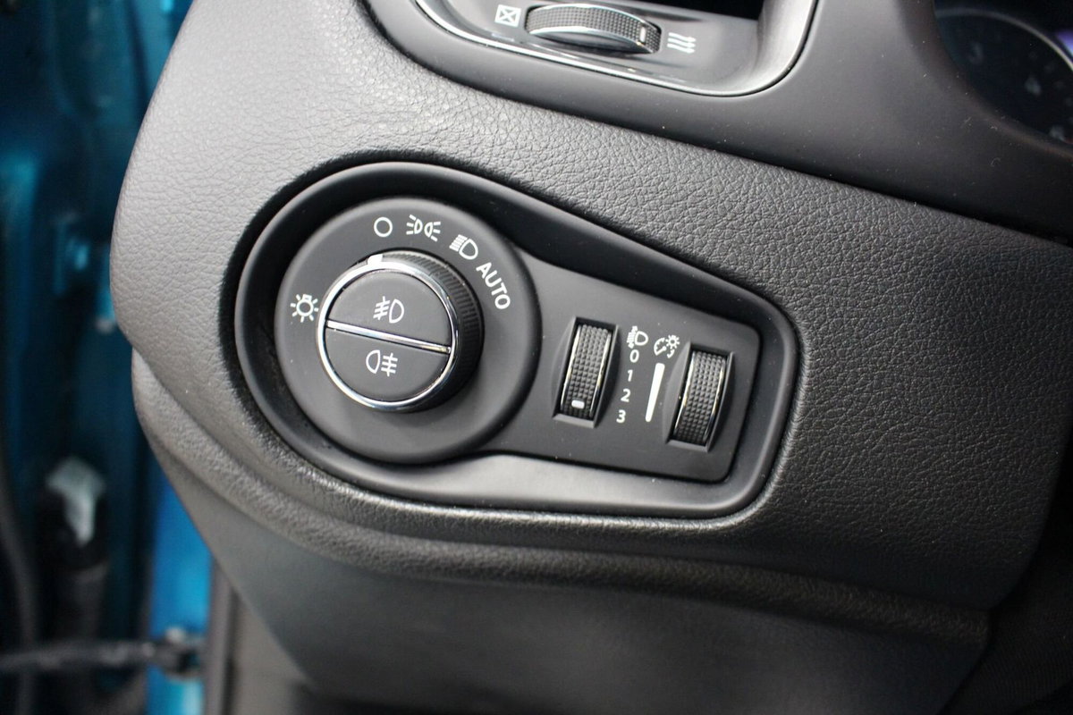 Jeep Renegade 1.6 Mjt 130 CV Limited (20)