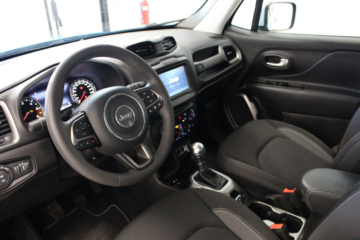 Jeep Renegade 1.6 Mjt 130 CV Limited (7)