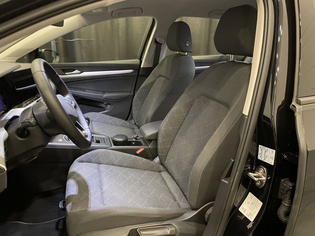 Volkswagen Golf 1.5 TSI EVO ACT Life (9)