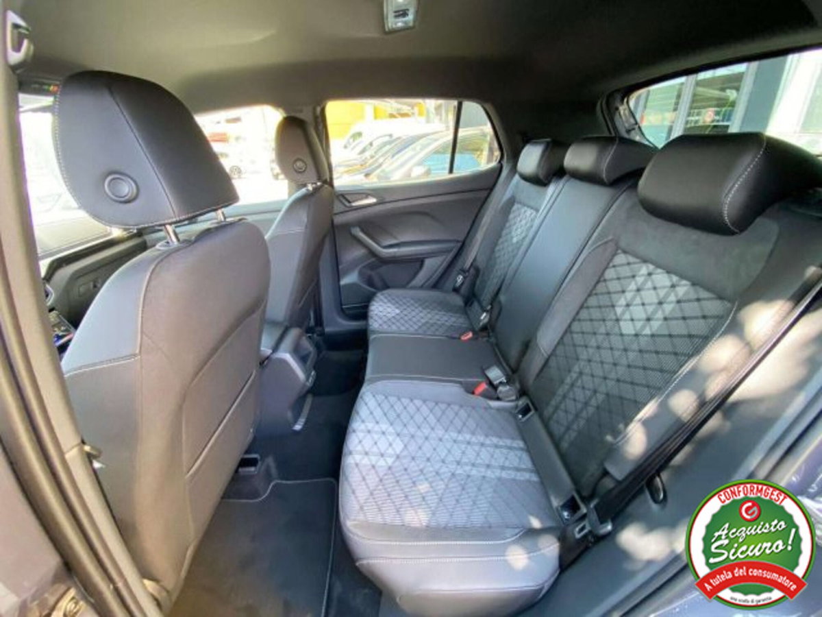 Volkswagen T-Cross 1.0 tsi Edition 115cv (14)