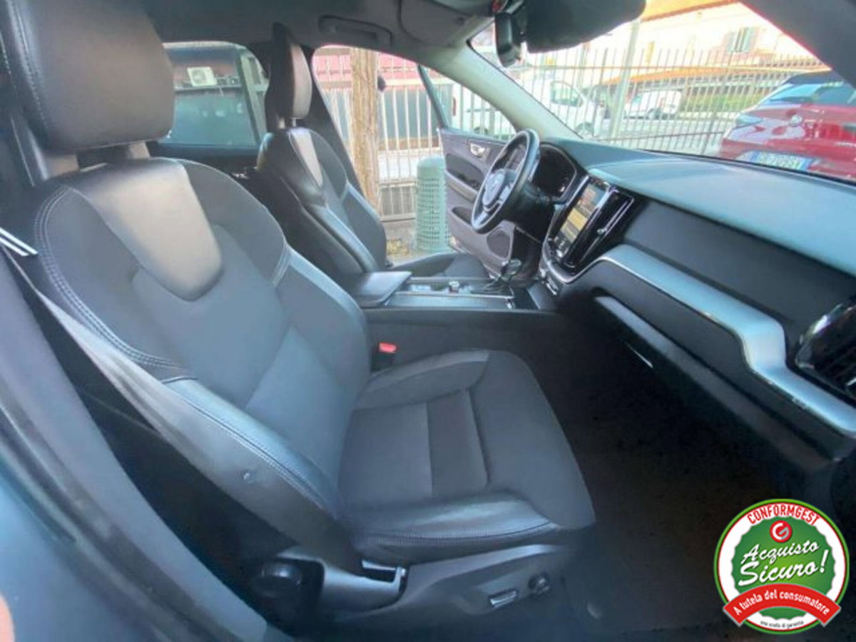 Volvo XC60 D4 AWD Geartronic Business (14)