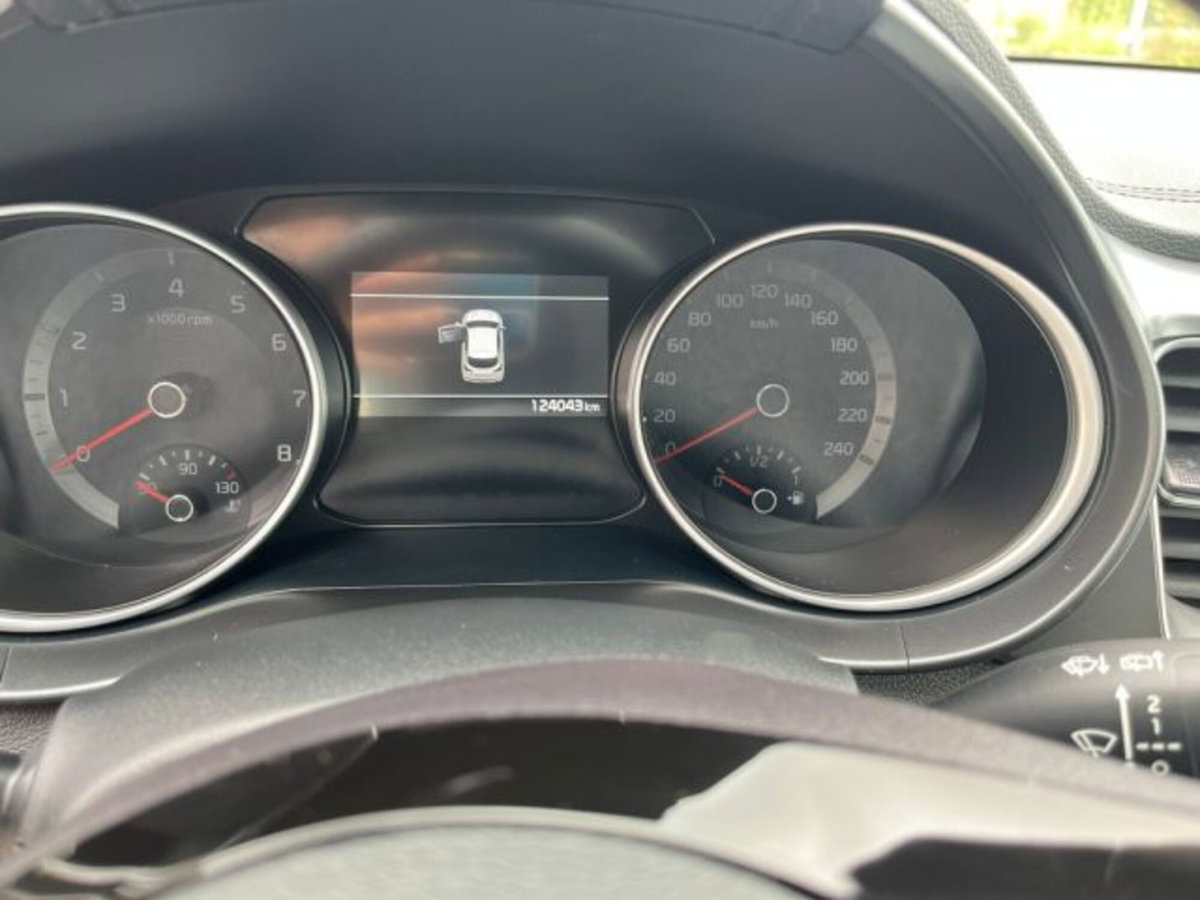 Kia XCeed 1.0 T-GDi GPL High Tech (9)
