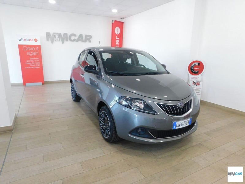 Lancia Ypsilon 1.0 FireFly 5 porte S&S Hybrid Ecochic A. Ferretti