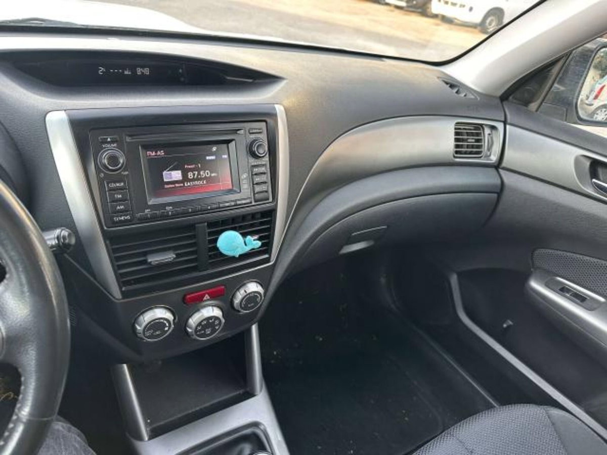 Subaru Forester 2.0D X Comfort (13)
