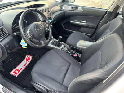 Subaru Forester 2.0D X Comfort (2)