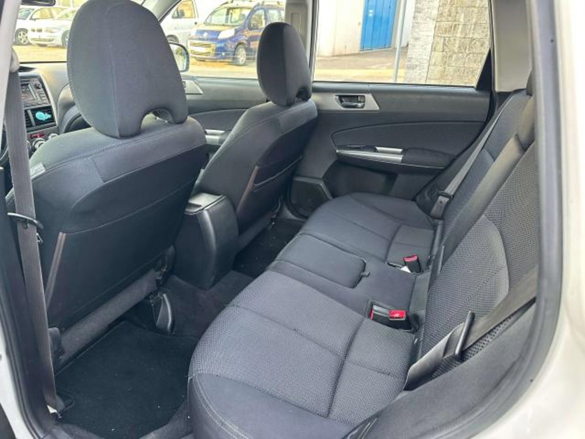 Subaru Forester 2.0D X Comfort (4)
